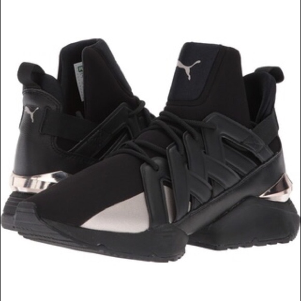 ISO (not selling) Puma Muse Echo women’s Sneaker